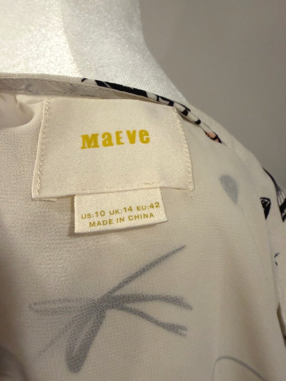 Anthropologie Maeve Parisian Chic Print Layered‎ Blouse Cream Size 10 Silk - Picture 3 of 3